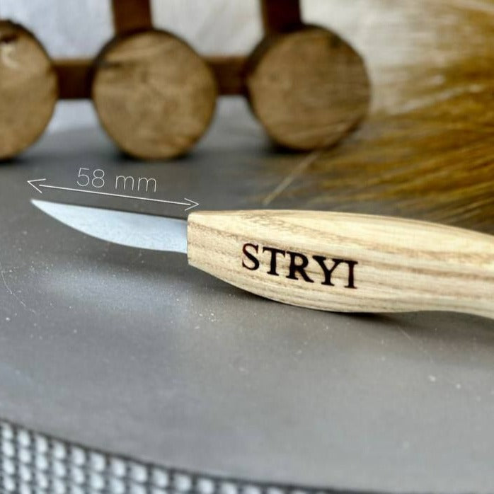 Carving kit for figurines - knife with basswood blank STRYI Start
