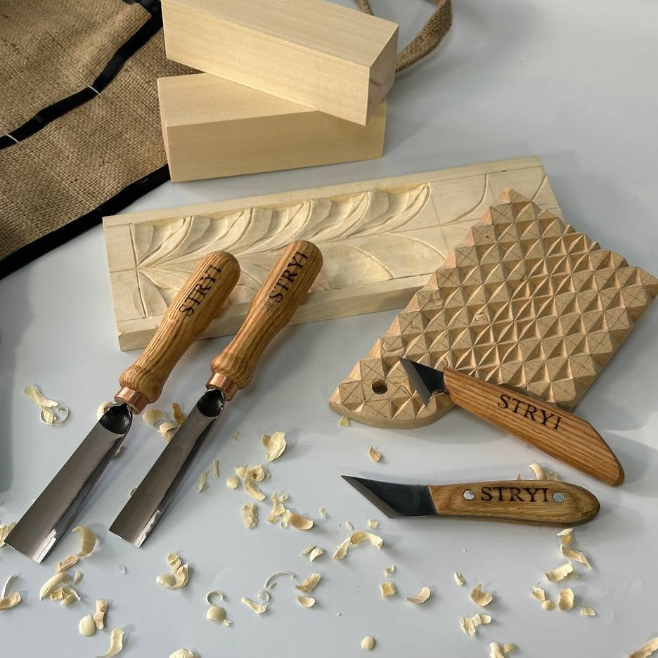 Basic wood carving kit STRYI for Whittling figures and Relief carving, Versatile set