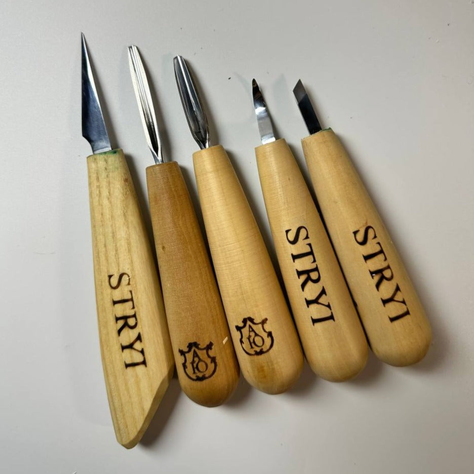 Wood carving kit of tiny sized chisels STRYI Profi, Whittling figurines, Knives set