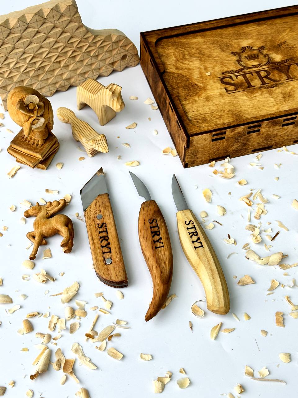 Wood Carving Knives set of 3pcs STRYI Profi in Wooden Storage Box